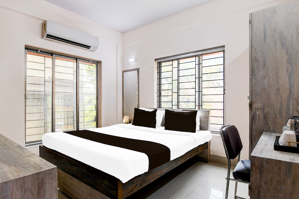 Super Hotel O Rajdanga Near Acropolis Mall Formerly The Corporate Inn, Ruby Hospital Kolkata, Kolkata