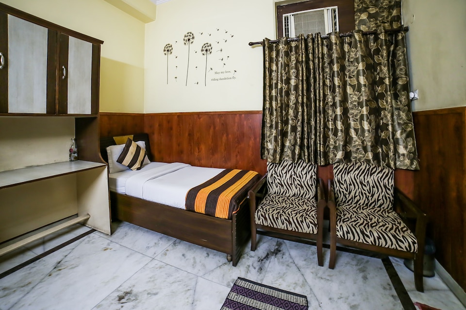 OYO 3464 Rajdeep Villa, Noida Stadium, Noida