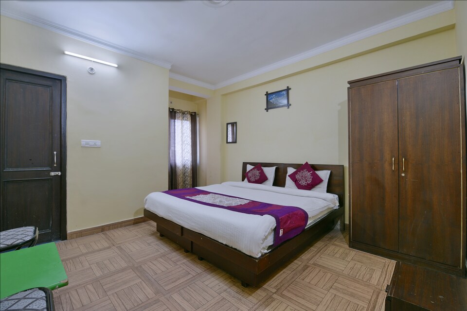 OYO 3466 Home Stay Lorent Manor Cottage, Highcourt Nainital, Nainital