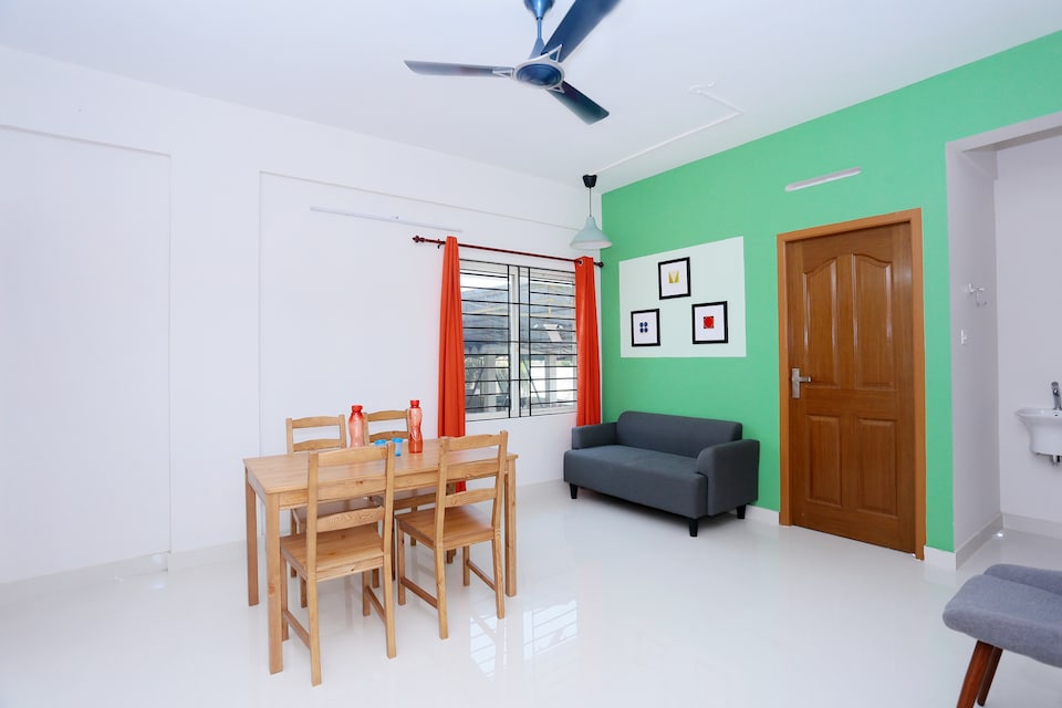OYO Home 30337 Modern Contemporary Stay Rajamandiram, Thampanoor Trivandrum, Trivandrum