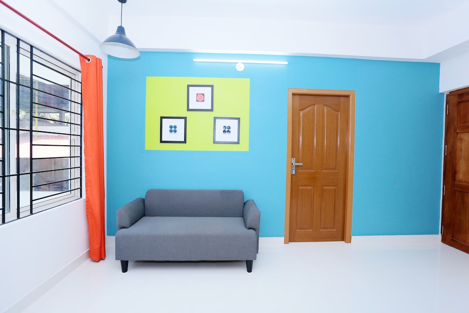 OYO Home 30337 Modern Contemporary Stay Rajamandiram, Thampanoor Trivandrum, Trivandrum
