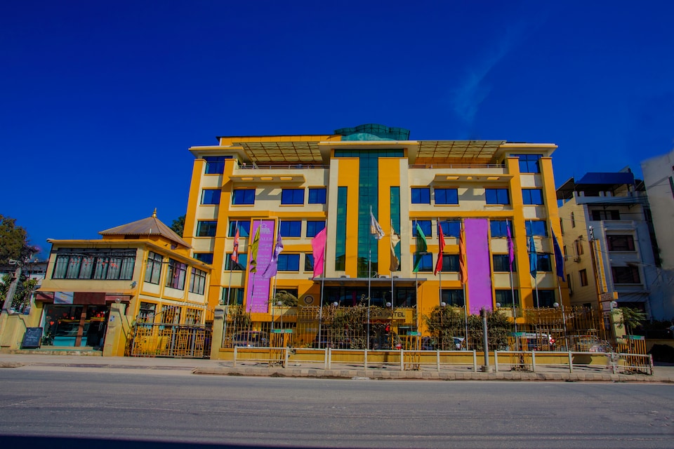 Capital O Hotel Yellow Pagoda, Thamel Kathmandu, Kathmandu
