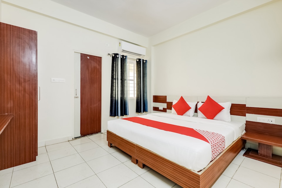 OYO 30348 Sandalwood  Palace , MP Nagar Bhopal, Bhopal