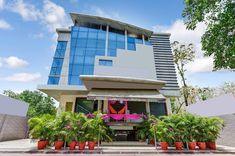 Capital O 30360 Shivam Inn, Gomti Nagar Lucknow, Lucknow