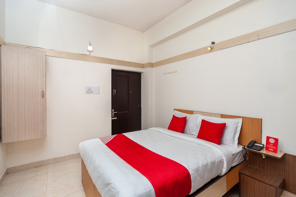 OYO 30372 Royal Mughal, Ambur, Ambur