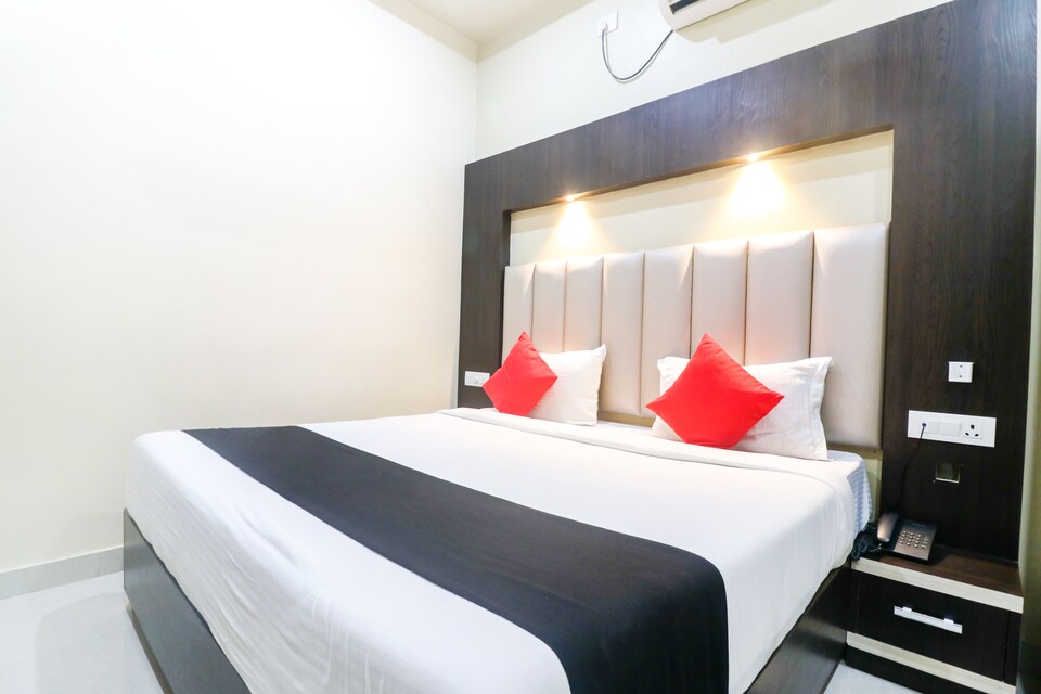 Capital O 30380 Kiaara Stay, Cantonment, Varanasi