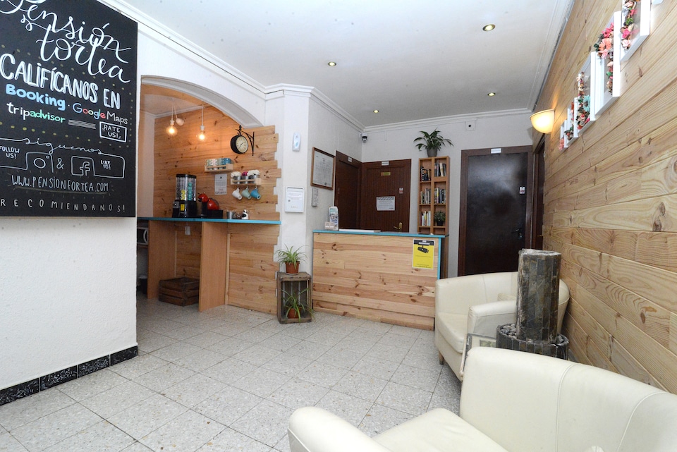 OYO Pensión Fortea, Zaragoza, Zaragoza