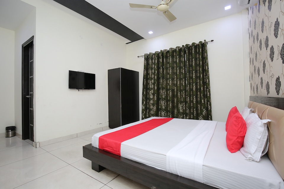 OYO 30415 Hotel White City, Anandpur Sahib, Anandpur Sahib