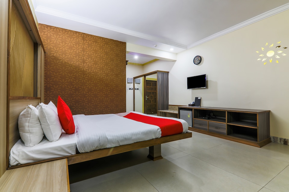 OYO 30416 JM Vista Suites, Siolim Goa, Goa