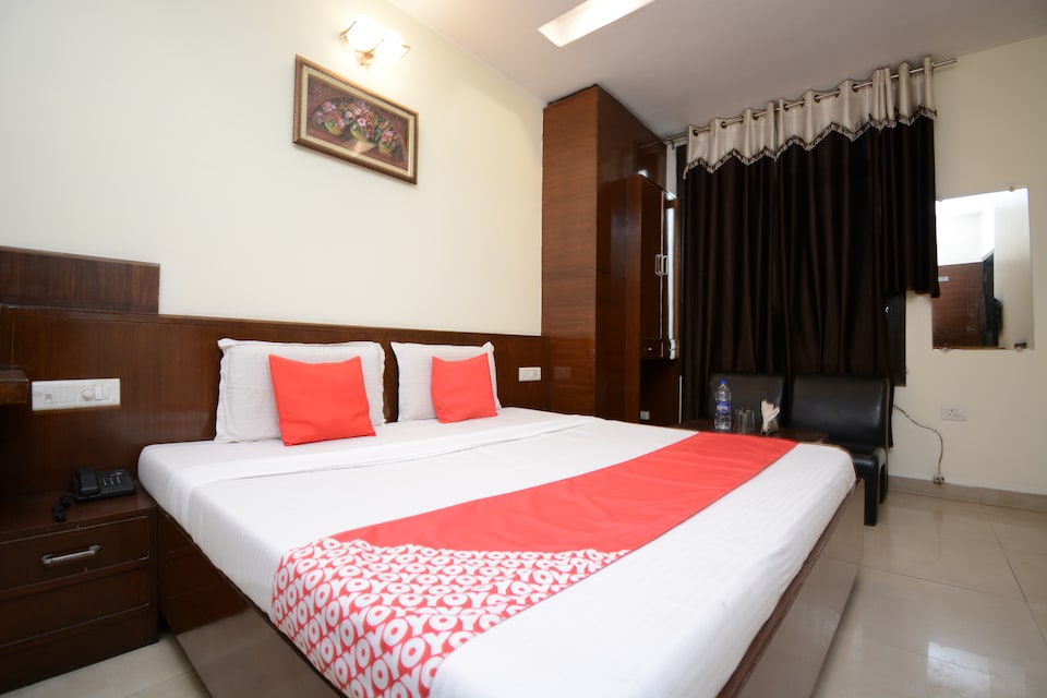 OYO 30419 CO Hotel, Pathankot, Pathankot