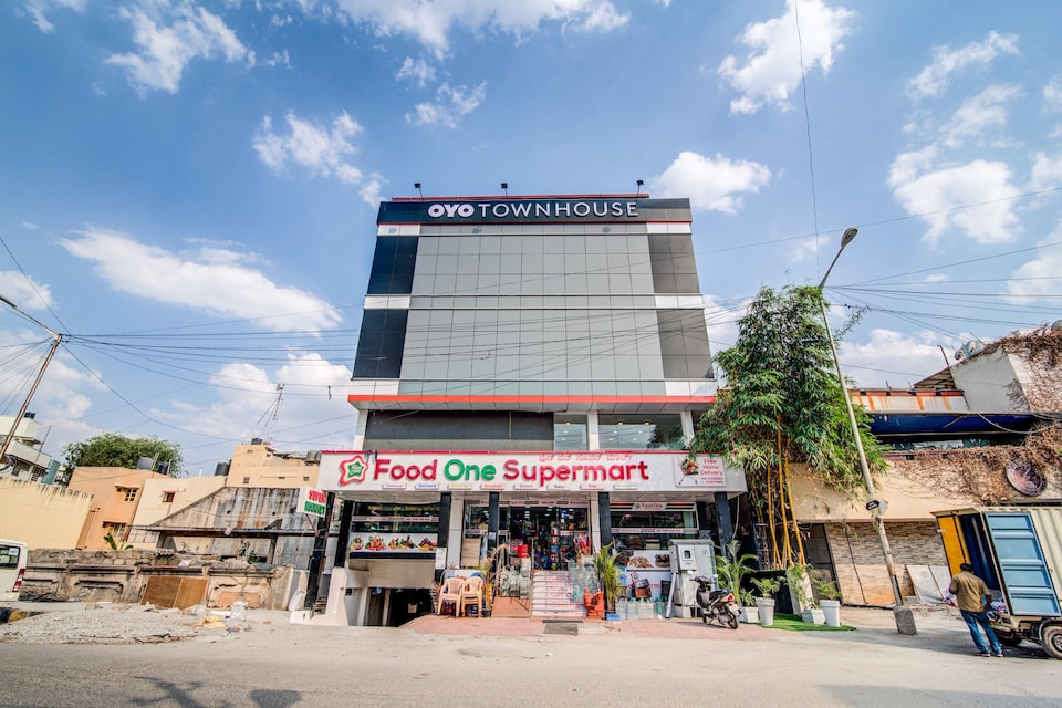 OYO Townhouse 104 Koramangala Maharaja Signal, Koramangala Sony World Signal, Bangalore