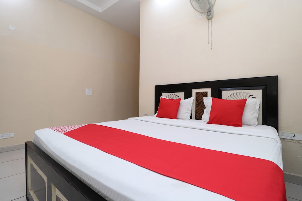 OYO 30457 Yashvi Hotel And Resort, Dera Bassi Chandigarh, Chandigarh