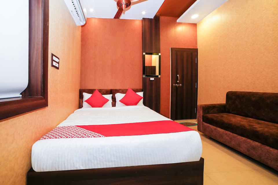 OYO Flagship 30459 Hotel Om Sai Ram, Orchha, Orchha