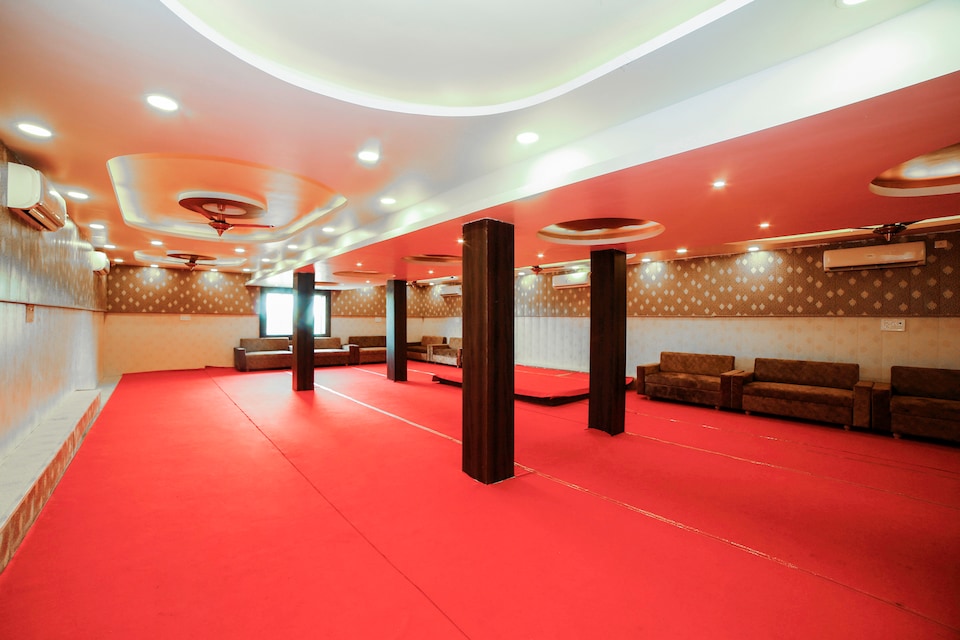 OYO Flagship 30459 Hotel Om Sai Ram, Orchha, Orchha