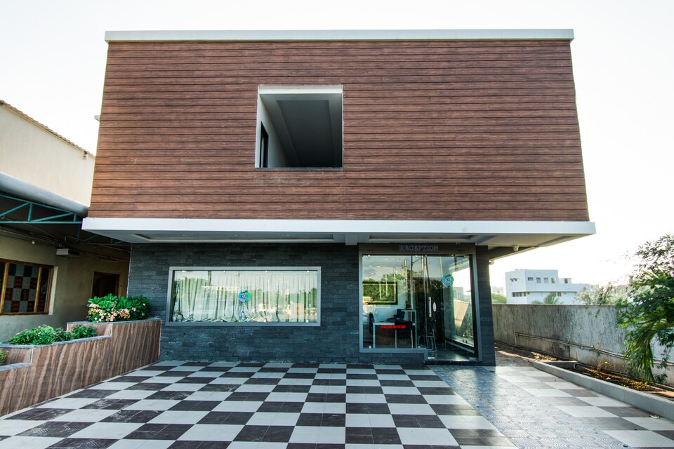 OYO 30497 Anandamayi Convention Hall, Srikakulam, Srikakulam