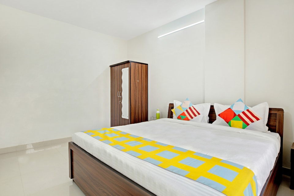 OYO Home 30500 Cosy Stay 2bhk, Fateh Sagar, Udaipur