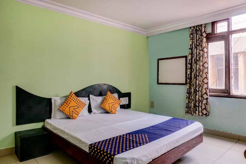 OYO 30503 Hotel Skylark, Akola, Akola