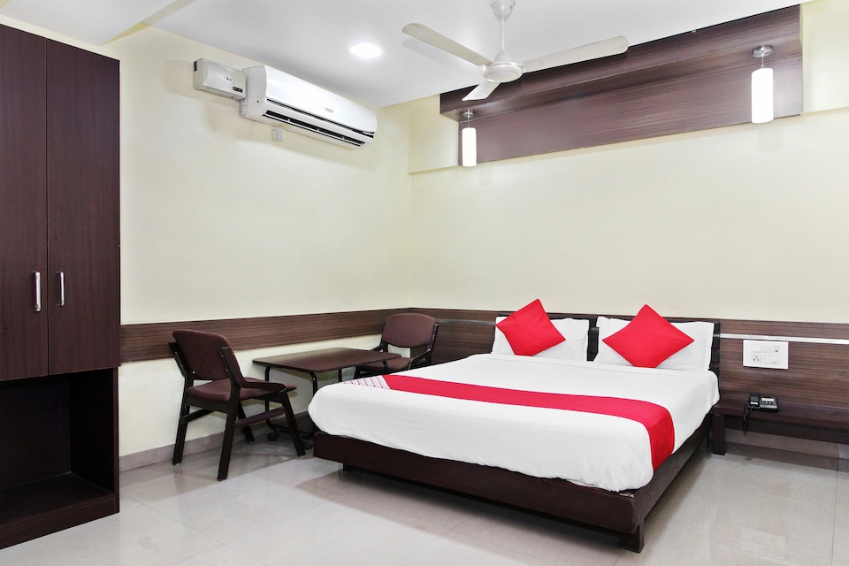 OYO 30537 Hotel Megharaj, Bijapur city, Bijapur