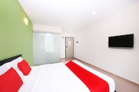 OYO 816 Hotel De Kiara