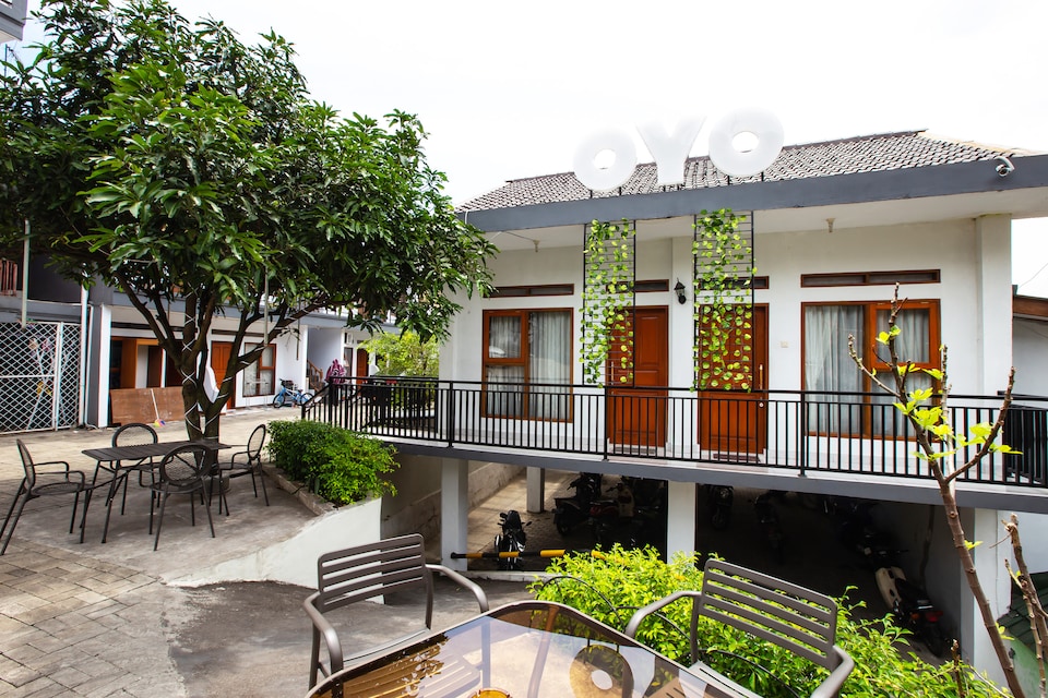 OYO 569 Cigadung Guest House Syariah, Cigadung, Bandung