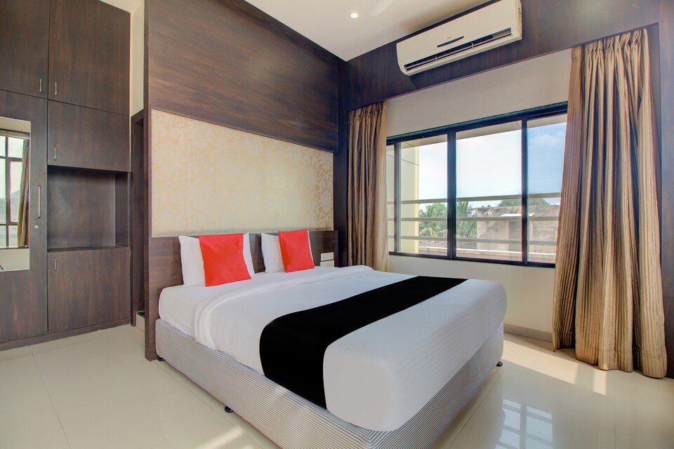 Capital O 3484 Hotel Sai Vijay, Pathardi Phata Nashik, Nashik
