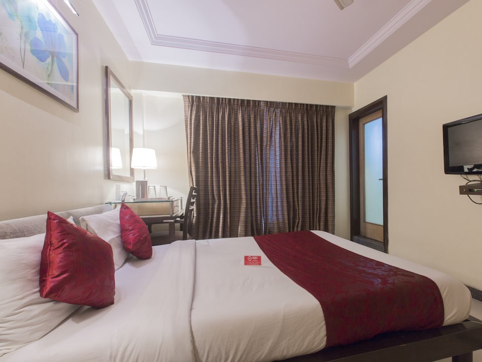 OYO Rooms 047 Marine Lines, Mumbai CST-Churchgate-Colaba, Mumbai