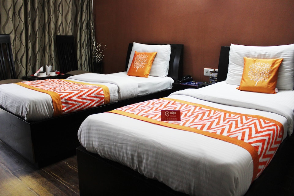 OYO 609 Hotel Arjun, Huda 2, Gurgaon