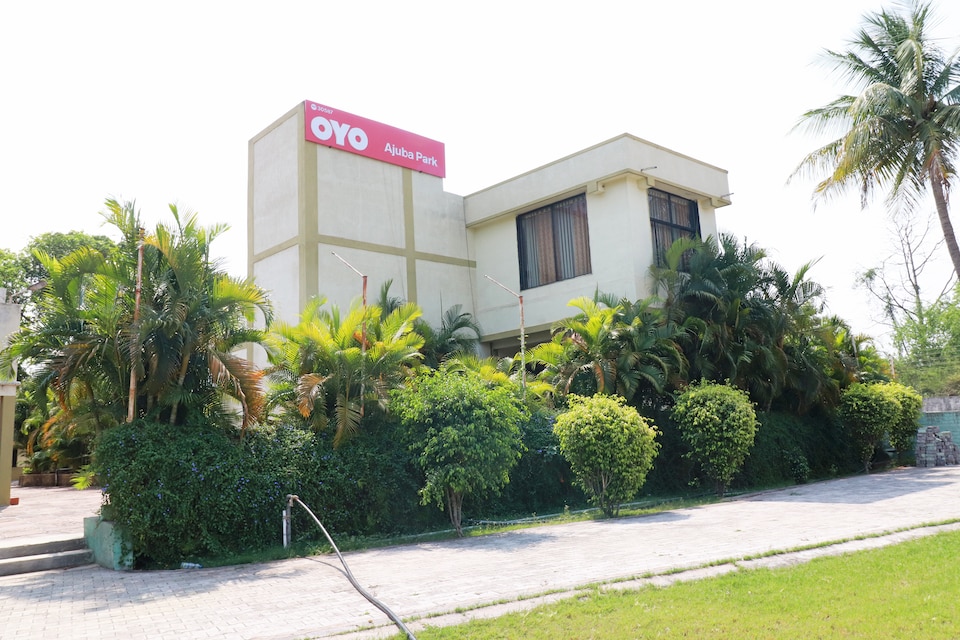 OYO 30587 Ajooba Park, Airport Road - Raipur, Raipur
