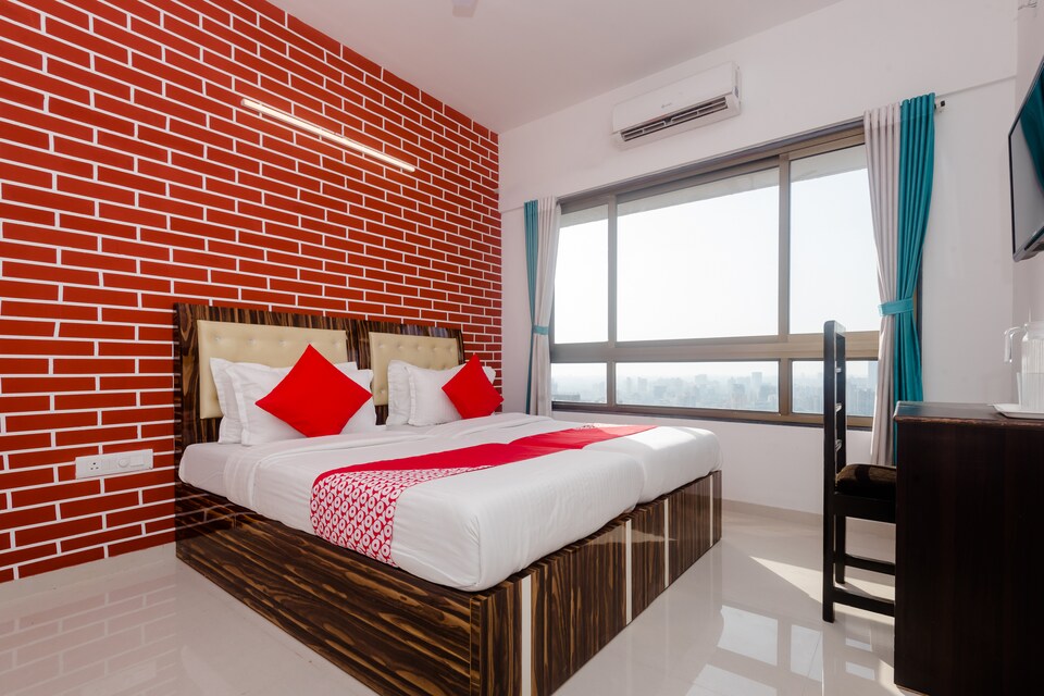 OYO 30597 Pleasant Apartment Malad East, Mumbai BCEC, Mumbai