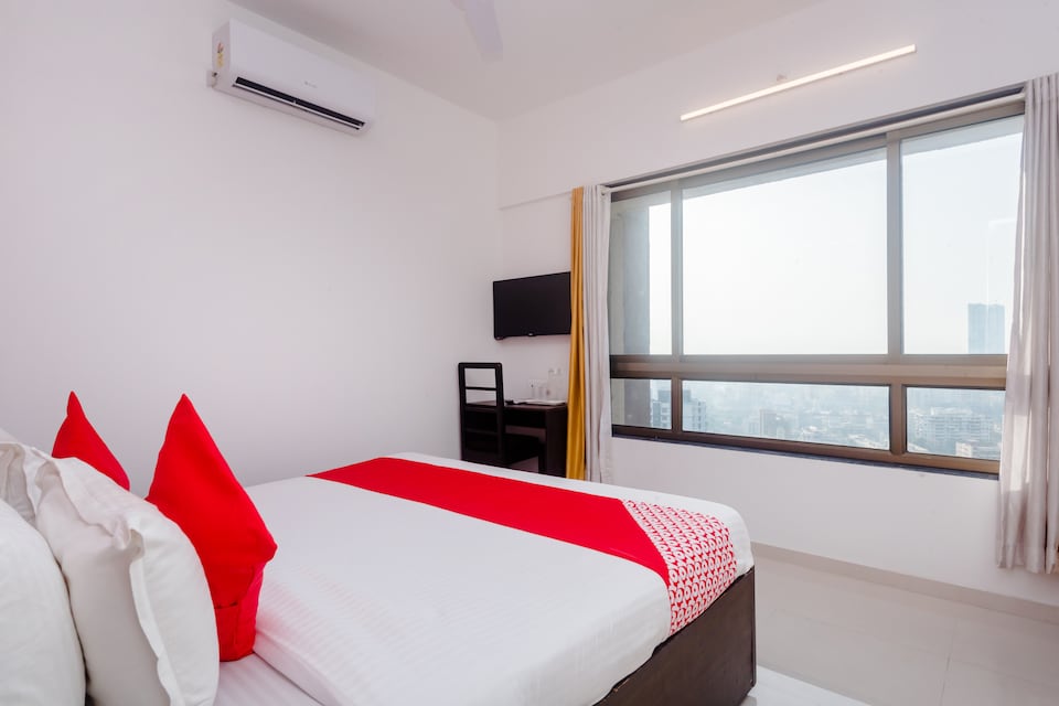 OYO 30597 Pleasant Apartment Malad East, Mumbai BCEC, Mumbai