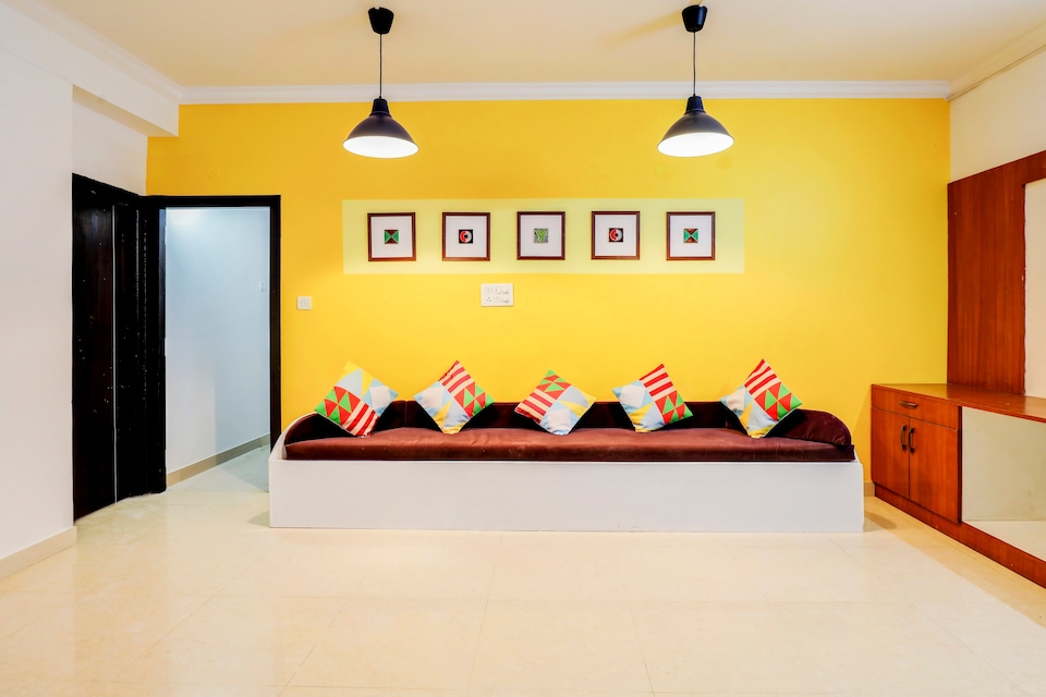 OYO 30604 Cosy Stay Sanjaynagar, RT Nagar, Bangalore