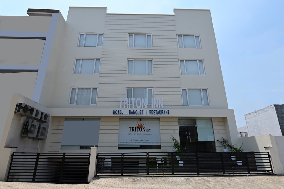Capital O 30624 Hotel Triton, Gomti Nagar Lucknow, Lucknow