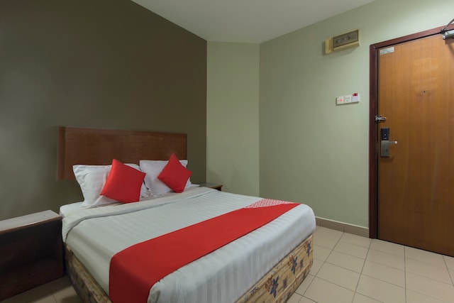 OYO 828 Comfort Hotel Shah Alam