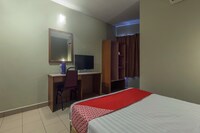OYO 828 Comfort Hotel Shah Alam