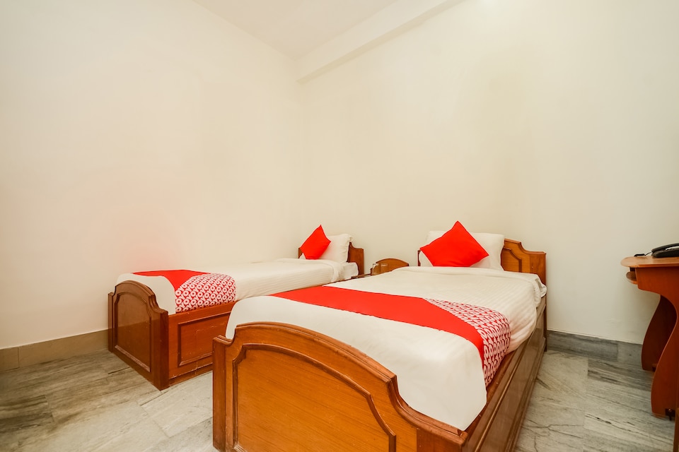 OYO Flagship 30627 Anurag Residency kala Pahar, GS Road Guwahati, Guwahati