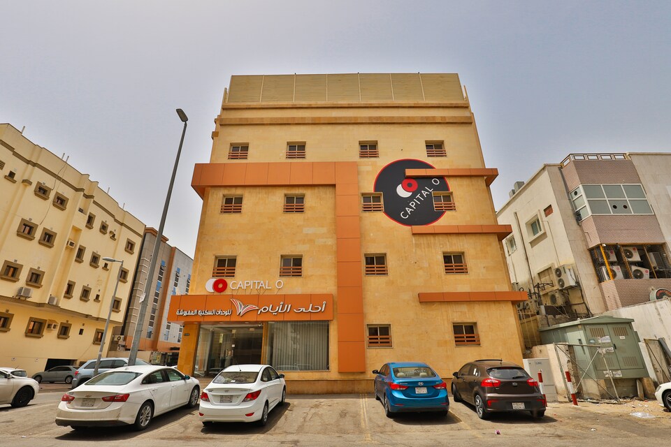Capital O 183 Ahlah Al Ayam Hotel, As Salamah Jeddah, Jeddah