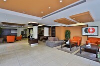 Capital O 183 Ahlah Al Ayam Hotel