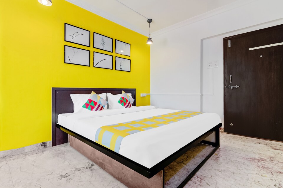 OYO Home 30633 Exquisite Studios Sangamwadi, Pune Railway Station, Pune