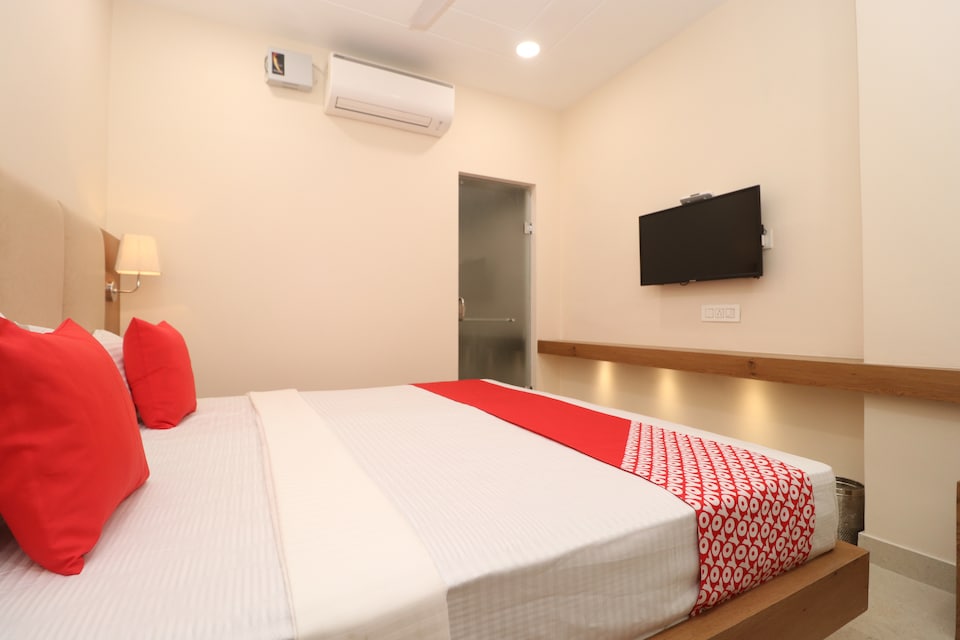 OYO 30638 Hotel Rivaayat Inn, Golden Temple Road Amritsar, Amritsar