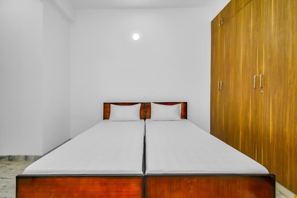 OYO LIFE GRG1298 Sector 57, Golf Course Road, Gurgaon