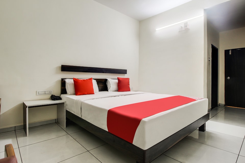 Hotel O Meridian, Bijapur city, Bijapur
