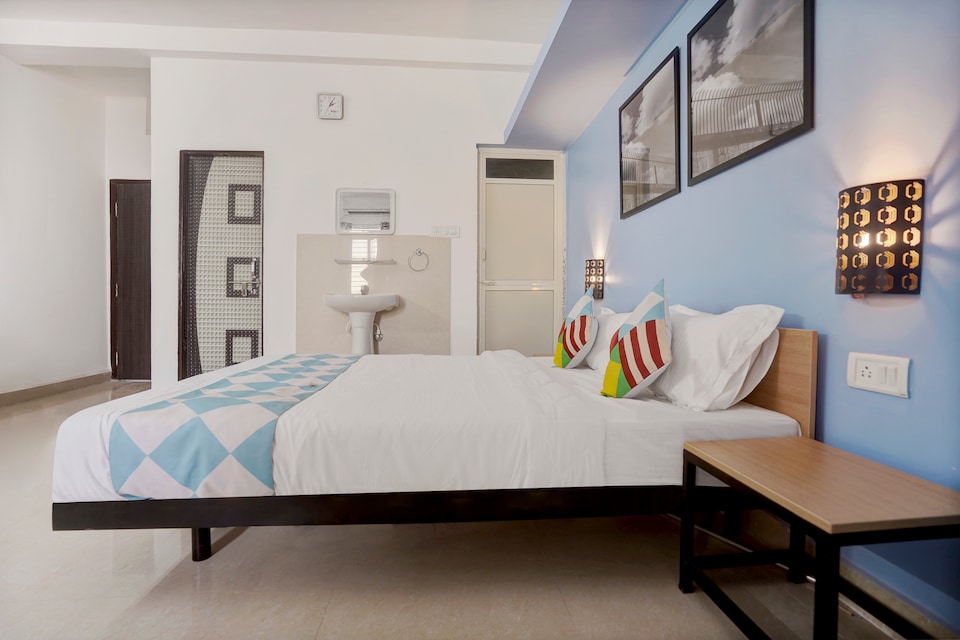 OYO 30659 Pleasant 2BHK Railway Station, Railway Station Bhubneshwar, Bhubaneswar