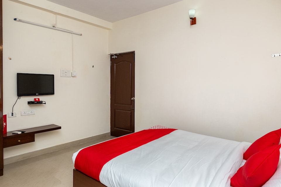 Flagship Anna Nagar Near Thirumangalam Metro Station, Anna Nagar Chennai, Chennai