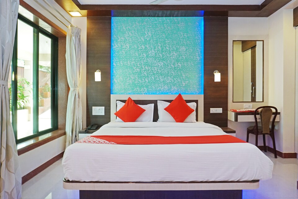 Capital O 30676 Hotel Shourya Grand Heaven, Mahabaleshwar, Mahabaleshwar