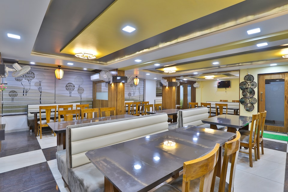 OYO 30683 Krishna Palace, Mehsana, Mehsana