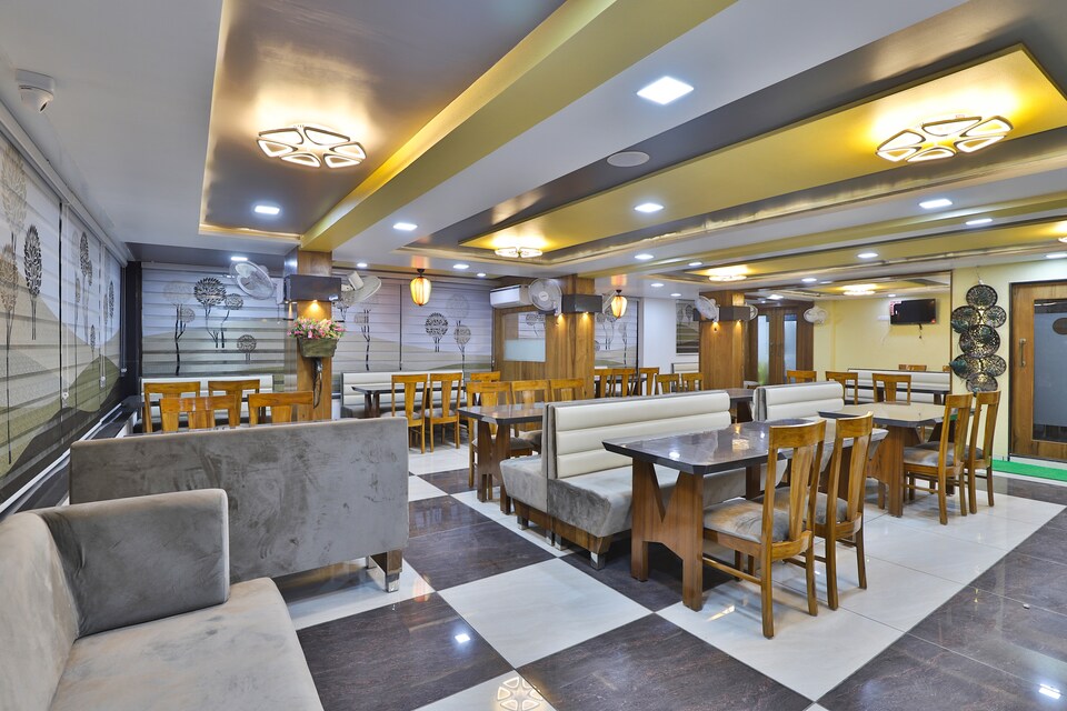 OYO 30683 Krishna Palace, Mehsana, Mehsana