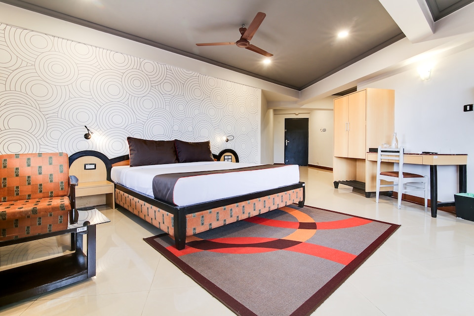 Collection O 30093 Hotel Om Shiv Rajdhyax Tower, Margao Goa, गोवा