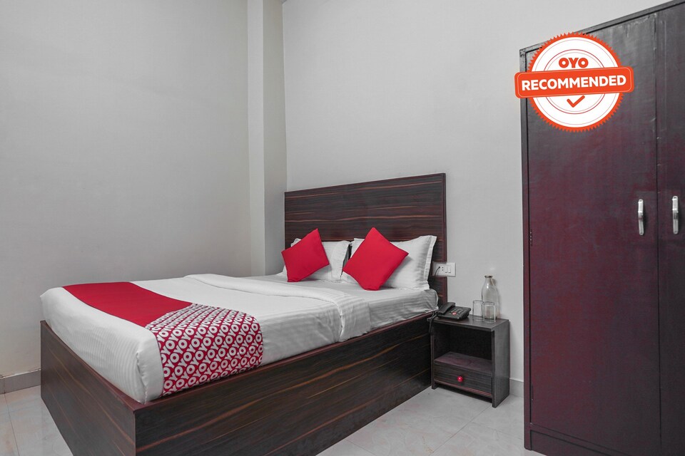 OYO Flagship 30709 Hotel Royal Pavilion Bhelupur, Sigra, Varanasi