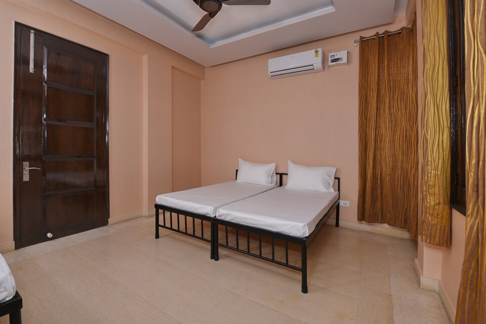 OYO LIFE GRG1301 Sector 47, Sohna Road, Gurgaon