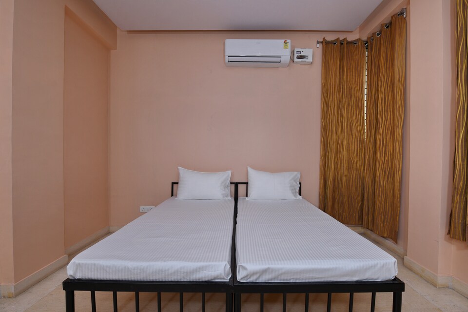 OYO LIFE GRG1301 Sector 47, Sohna Road, Gurgaon